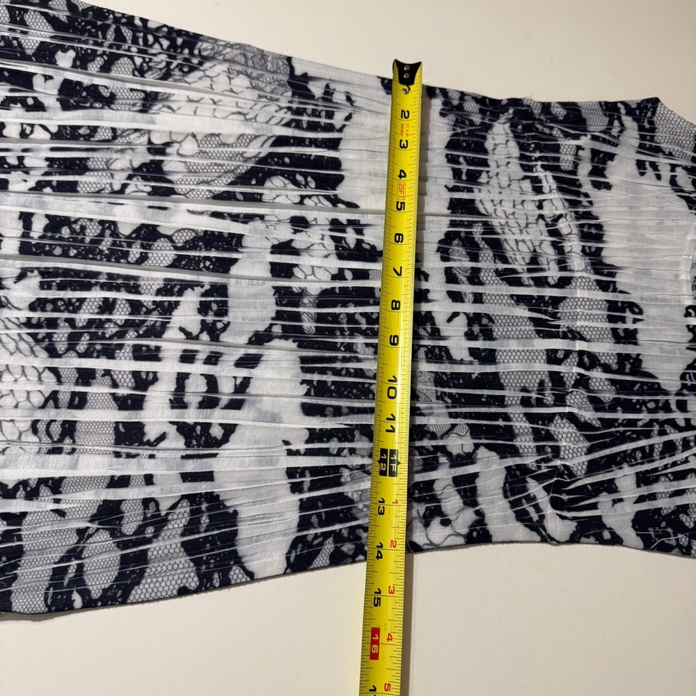 Komarov White Black Python Plisse Print Pleated M… - image 5